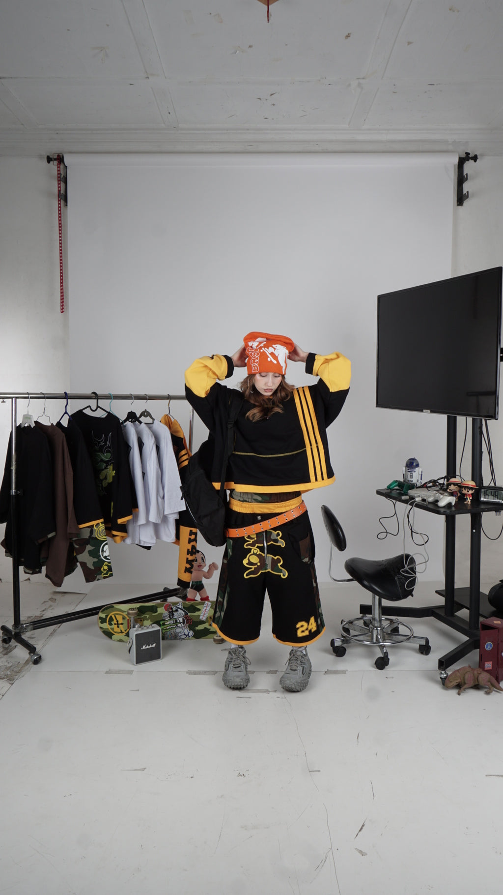 Mustard clean hoodie