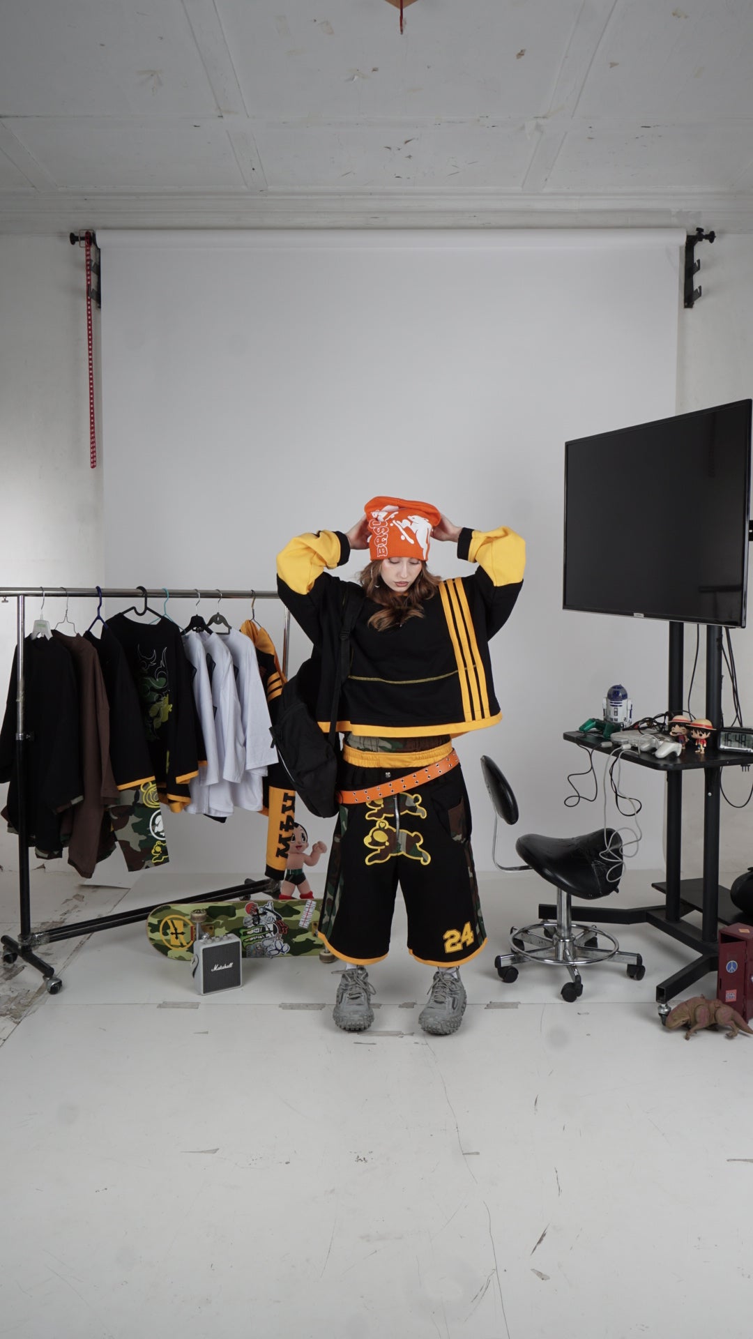 Mustard clean hoodie